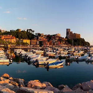 https://libeccio-1-holiday-home.hotelitalianriviera.com