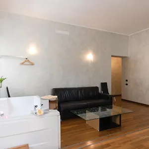 Appartamento Ripetta Street, Roma